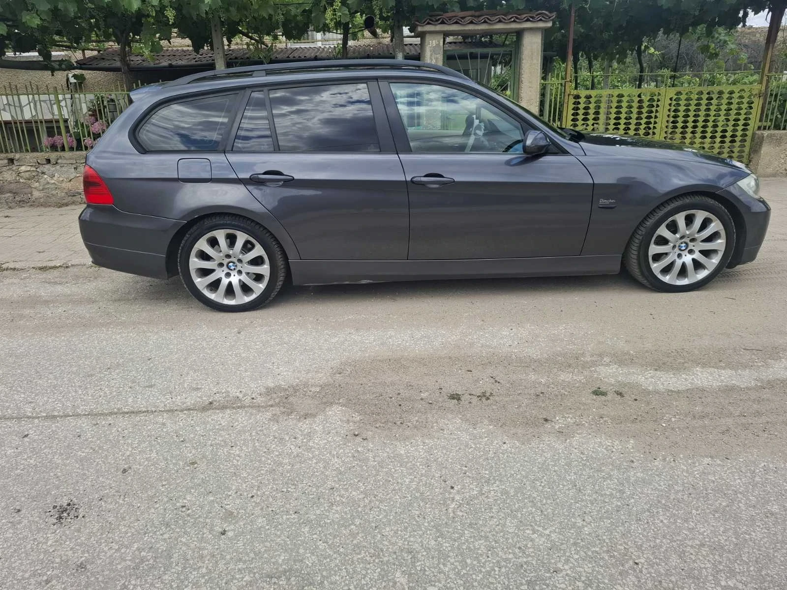 BMW 320 320 - изображение 4