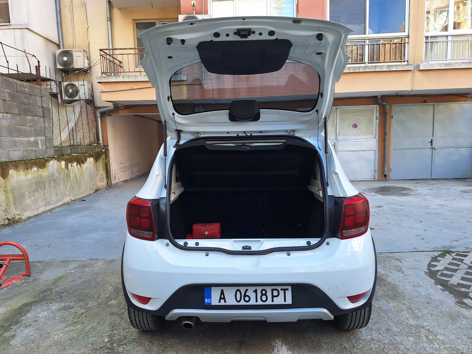 Dacia Sandero 0.9 �CE | Mobile.bg � ����������� 15