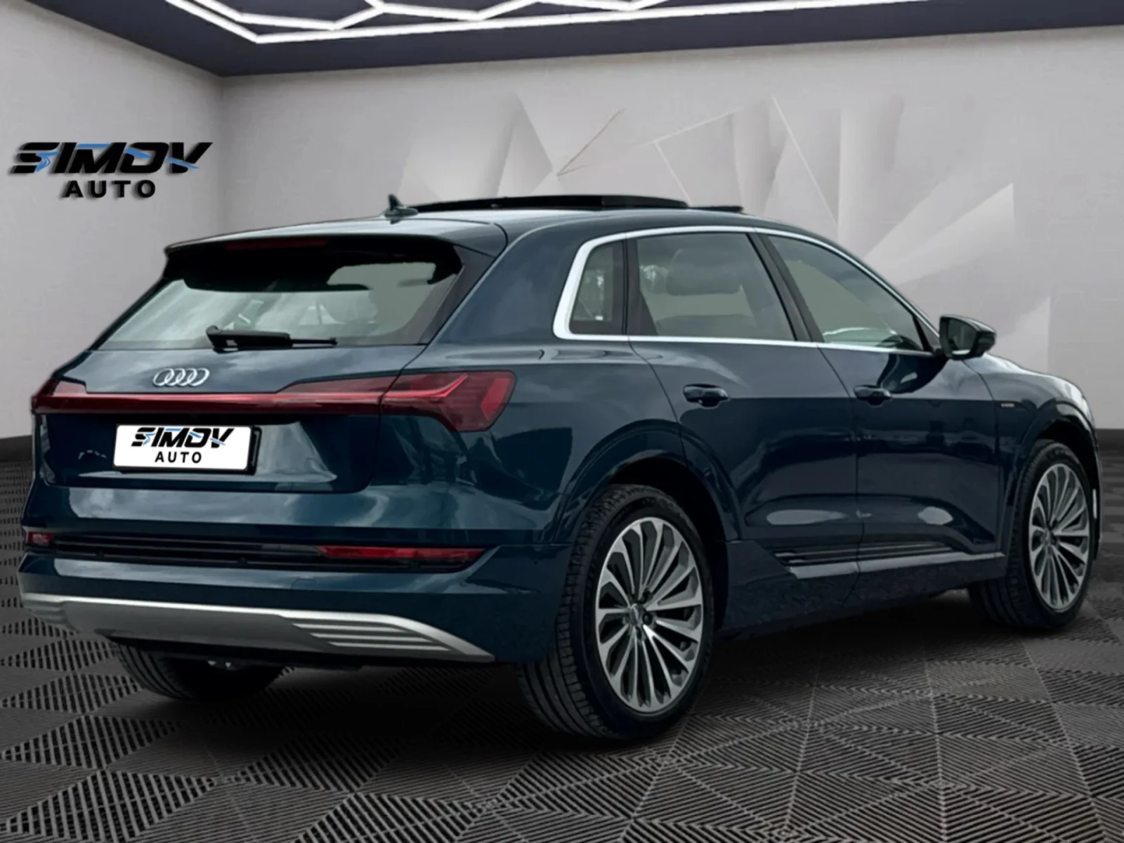 Audi E-Tron 55 S-LINE 95KWH 408КС. ГАРАНЦИЯ ПАНОРАМА КАМЕРИ, снимка 2 - Автомобили и джипове - 54486822