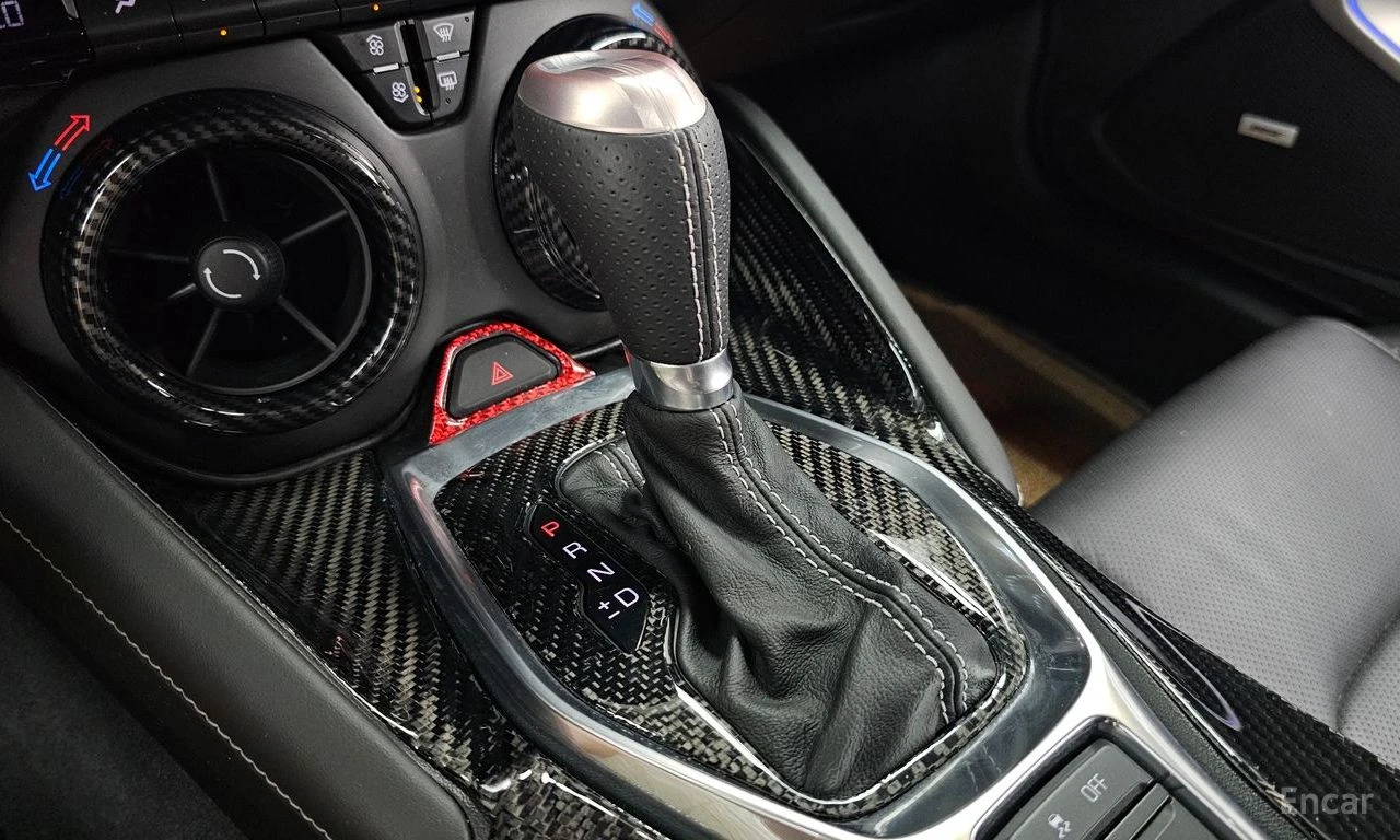 Chevrolet Camaro SS* 6.2* V8* ПОДГРЕВ* ОБДУХВАНЕ* КАМЕРА* КЕЙЛЕС* , снимка 11 - Автомобили и джипове - 55308579