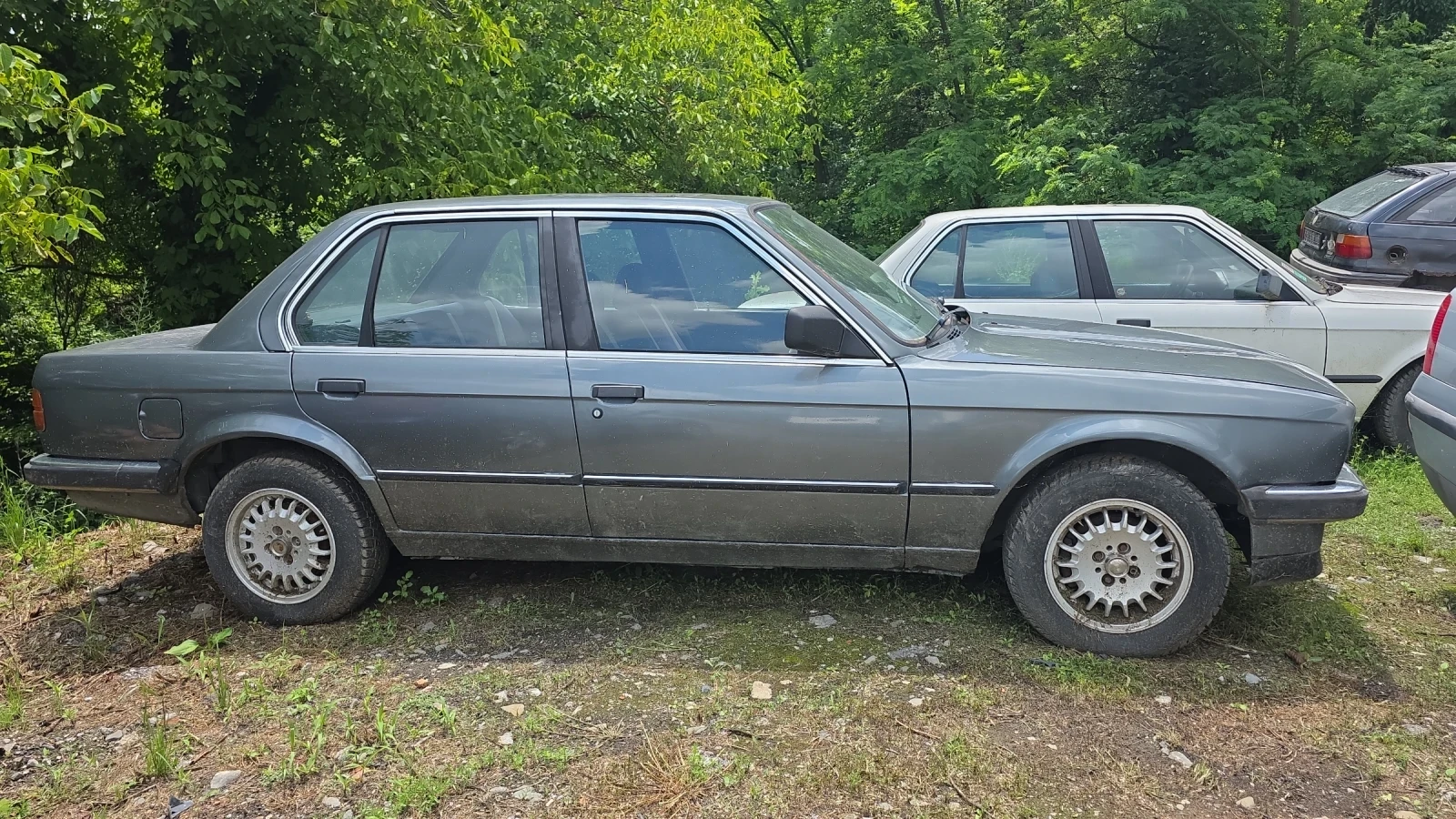 BMW 324, снимка 4 - Автомобили и джипове - 55392086