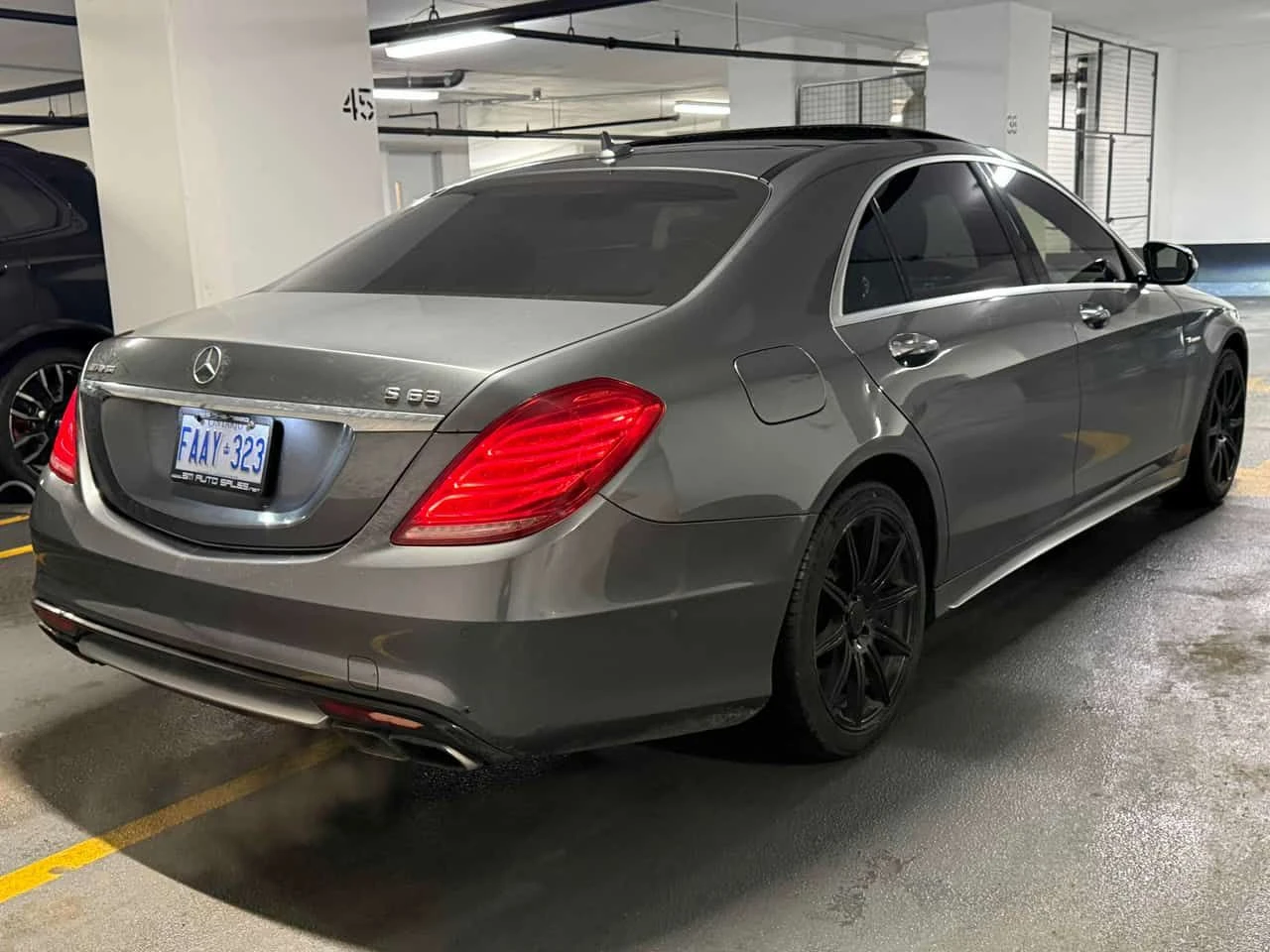 Mercedes-Benz S 63 * AMG * CARFAX * ОПЦИЯ ЗА ФИНАНСИРАНЕ , снимка 7 - Автомобили и джипове - 55421233