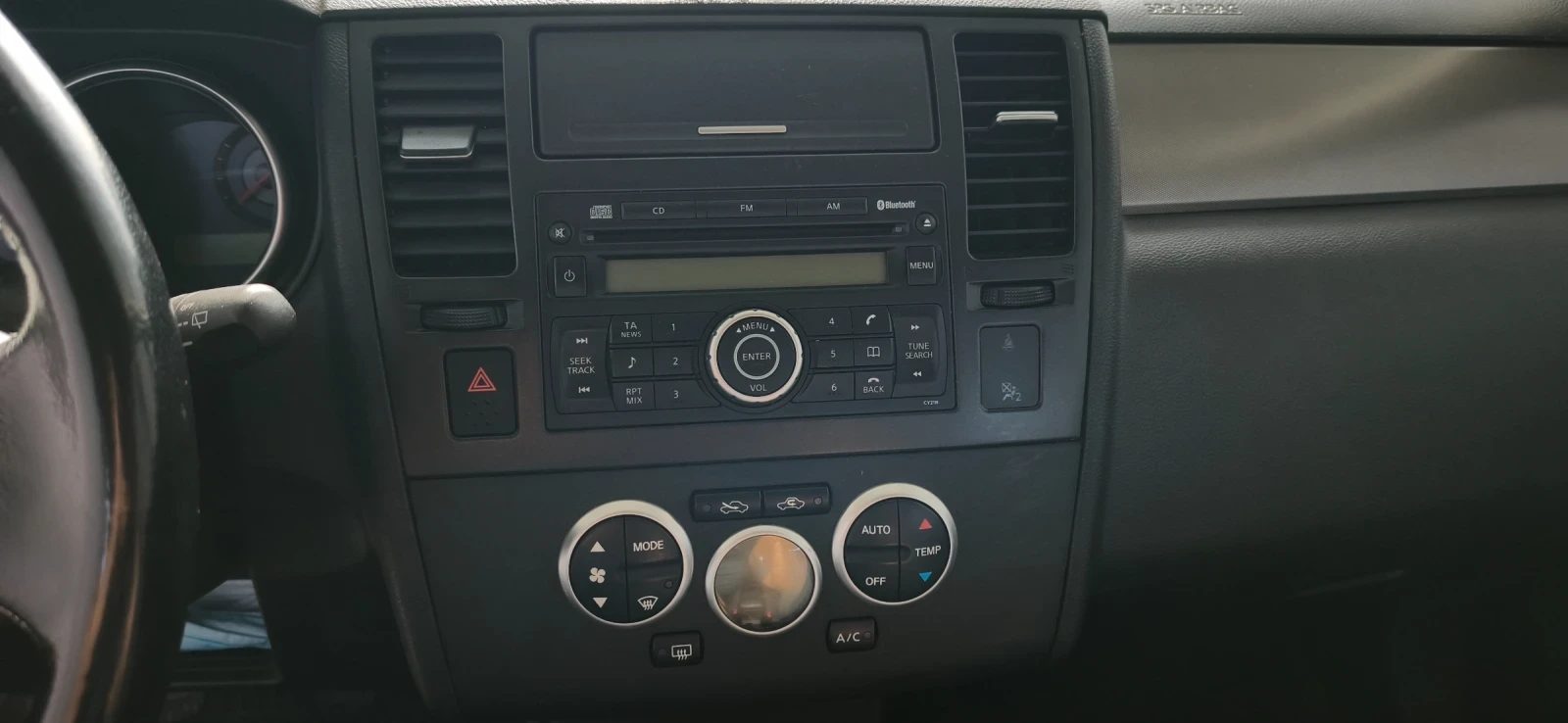 Nissan Tiida Tiida C11, снимка 8 - Автомобили и джипове - 55440398