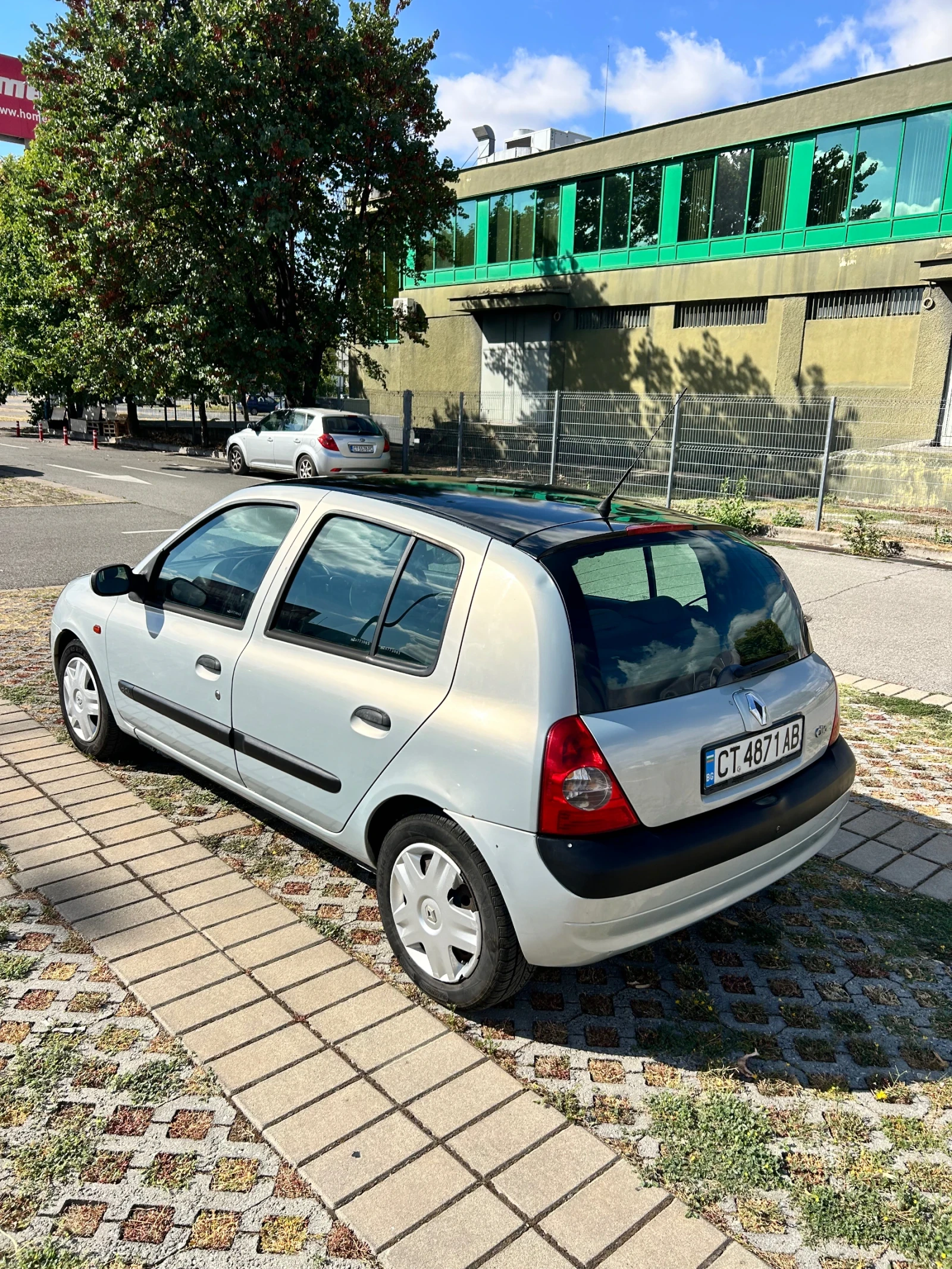 Renault Clio, снимка 4 - Автомобили и джипове - 55976311