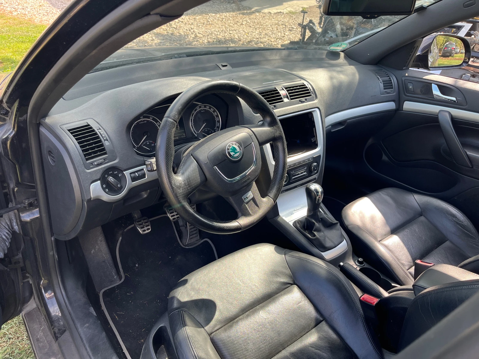 Skoda Octavia 2.0TSI RS CCZA, снимка 9 - Автомобили и джипове - 56403787