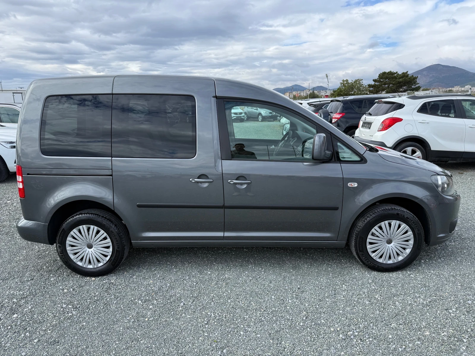 VW Caddy (KATO НОВА), снимка 4 - Автомобили и джипове - 56497222