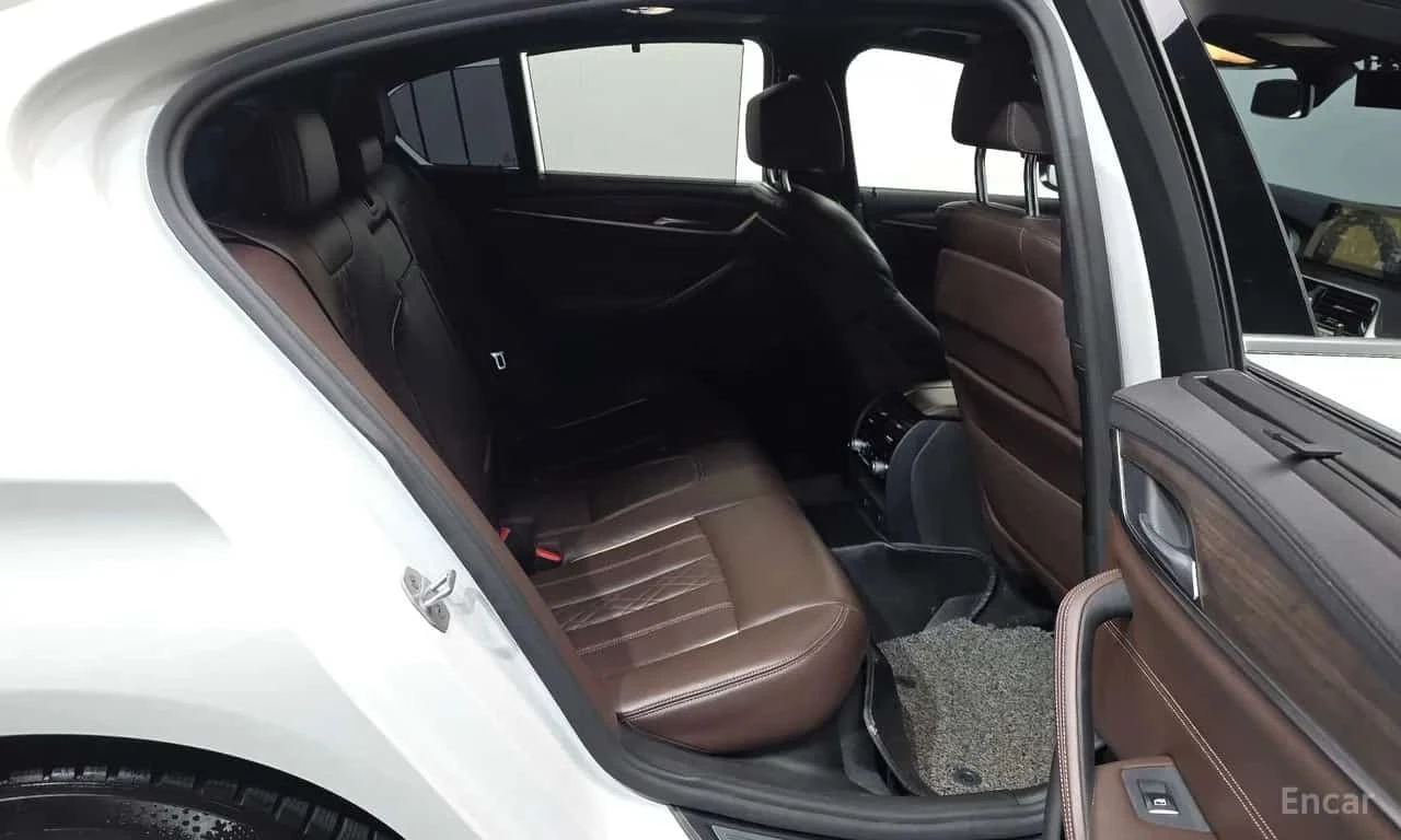 BMW 530 i M Sport Package Plus * ��������� ���� *  | Mobile.bg � ����������� 17