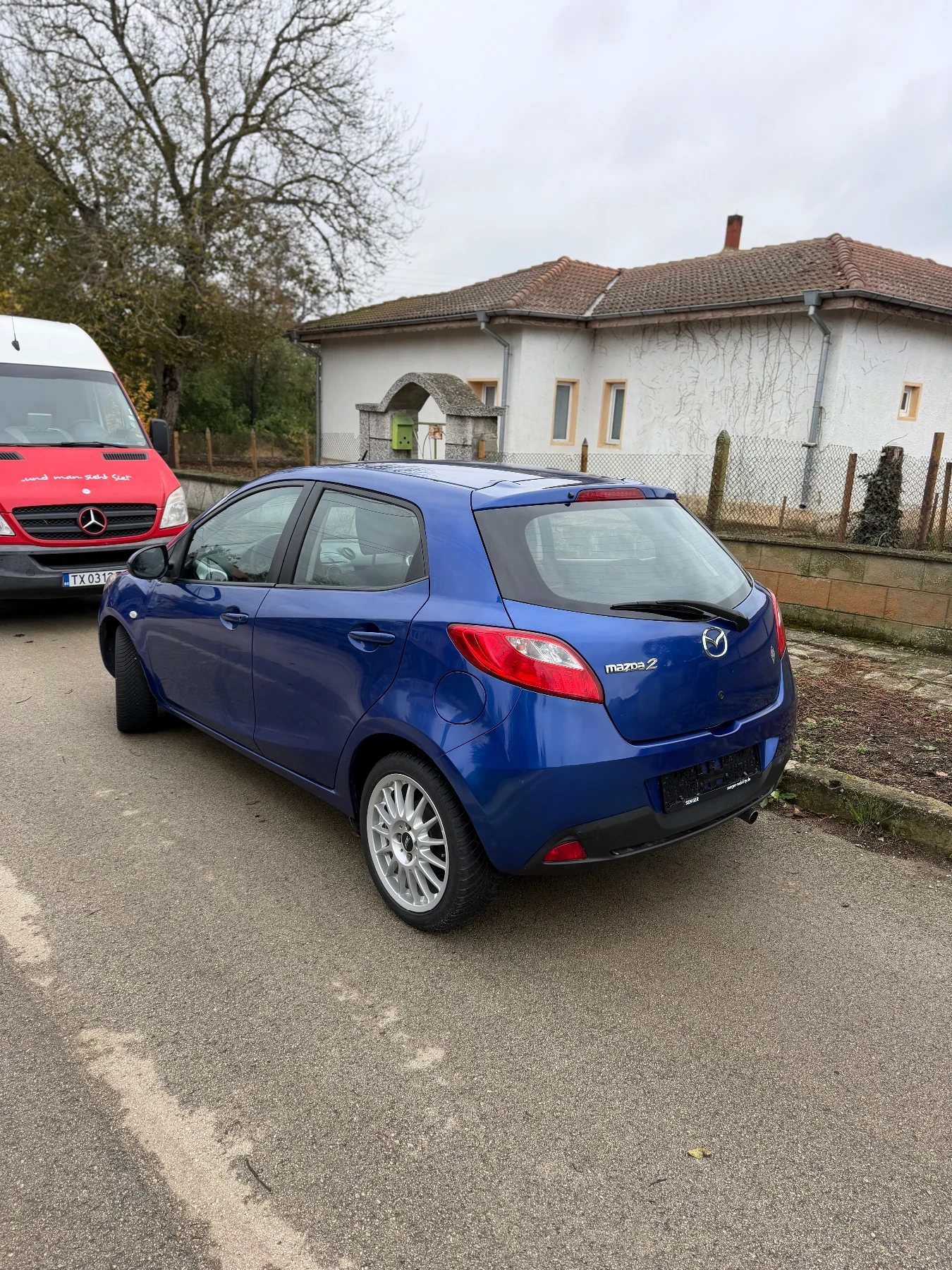 Mazda 2, снимка 2 - Автомобили и джипове - 56734223