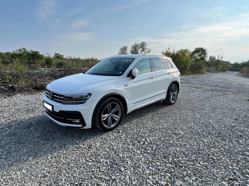 VW Tiguan R-line 4x4 DSG Keyless N1, снимка 1 - Автомобили и джипове - 47807186