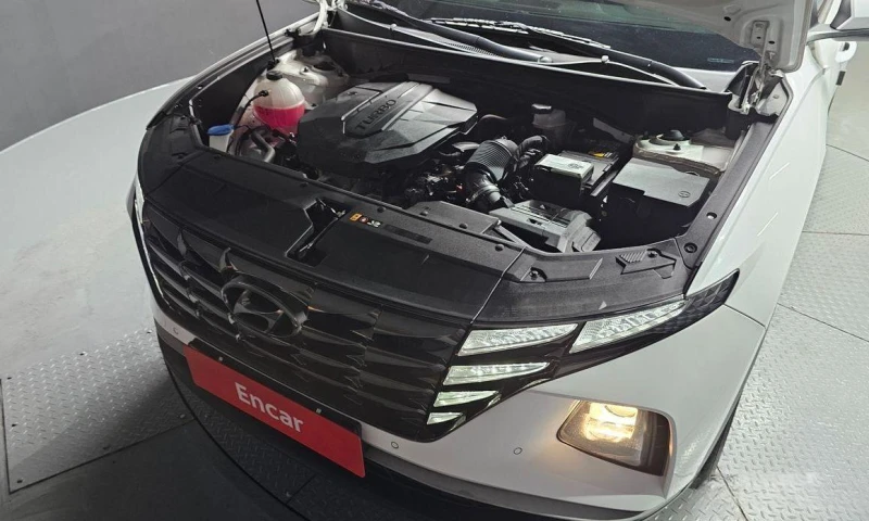 Hyundai Tucson Diesel 2.0 2WD Premium * НАЙ-ДОБРА ЦЕНА В БЪЛГАРИЯ, снимка 6 - Автомобили и джипове - 52046207