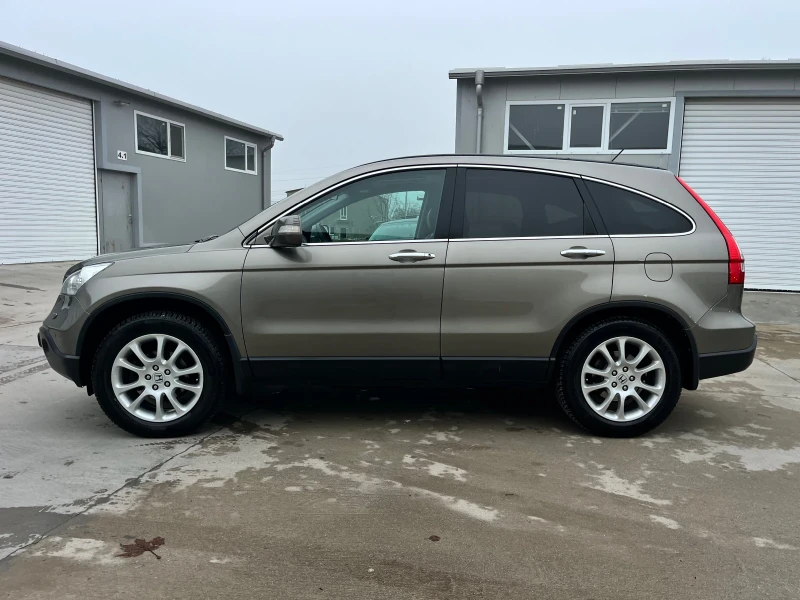 Honda Cr-v 2, 0i-4x4/АВТОМАТИК/ПАНОРАМА/КОЖА/ПОДГРЕВ/ТОП!!!, снимка 4 - Автомобили и джипове - 52431417