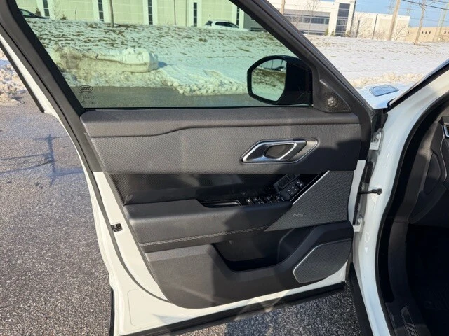 Land Rover Range Rover Velar P340* R-Dynamic* SE - изображение 9