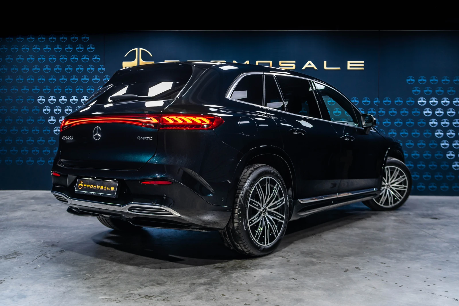 Mercedes-Benz EQS 450 4M SUV AMG Pano Hyperscreen - изображение 4