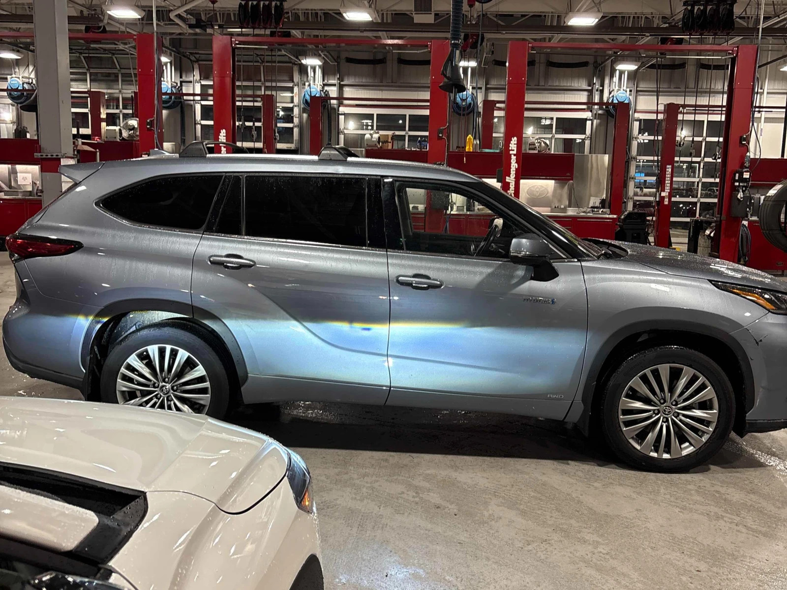 Toyota Highlander HYBRID LIMITED * * CARFAX * * АВТО КРЕДИТ * *  - изображение 3