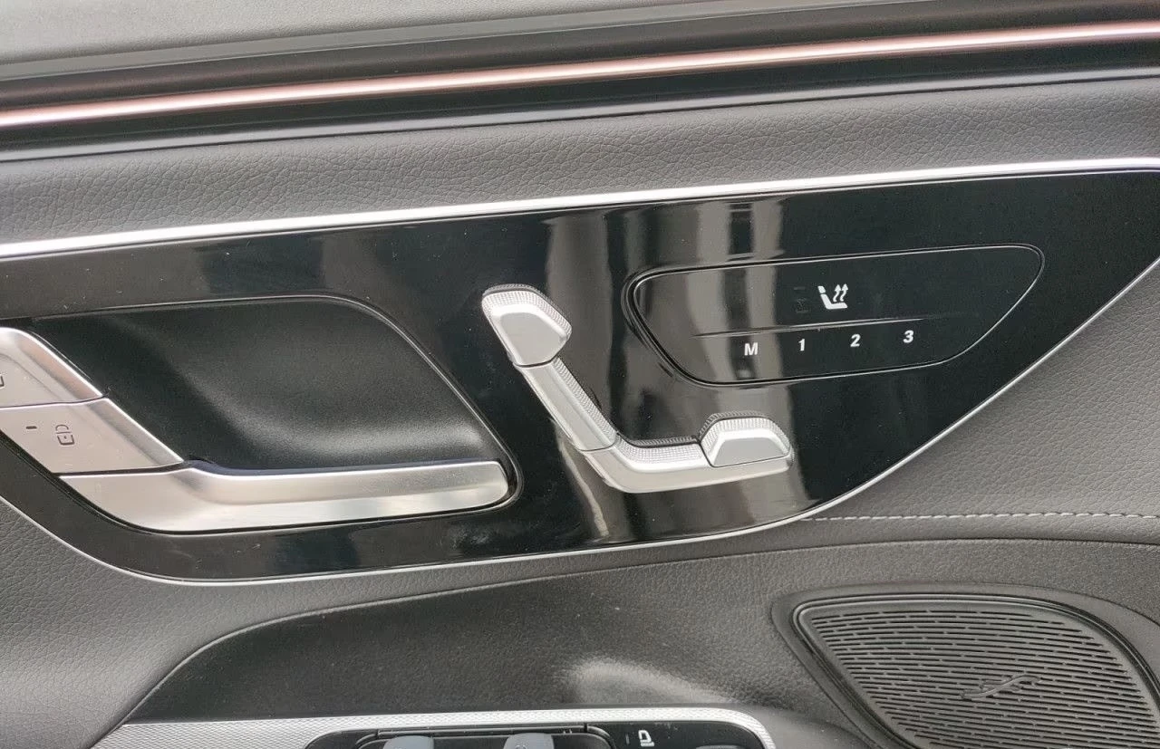 Mercedes-Benz EQE 300/AMG/NIGHT/CAMERA/MEMORY/DISTRONIC/, снимка 8 - Автомобили и джипове - 53949443