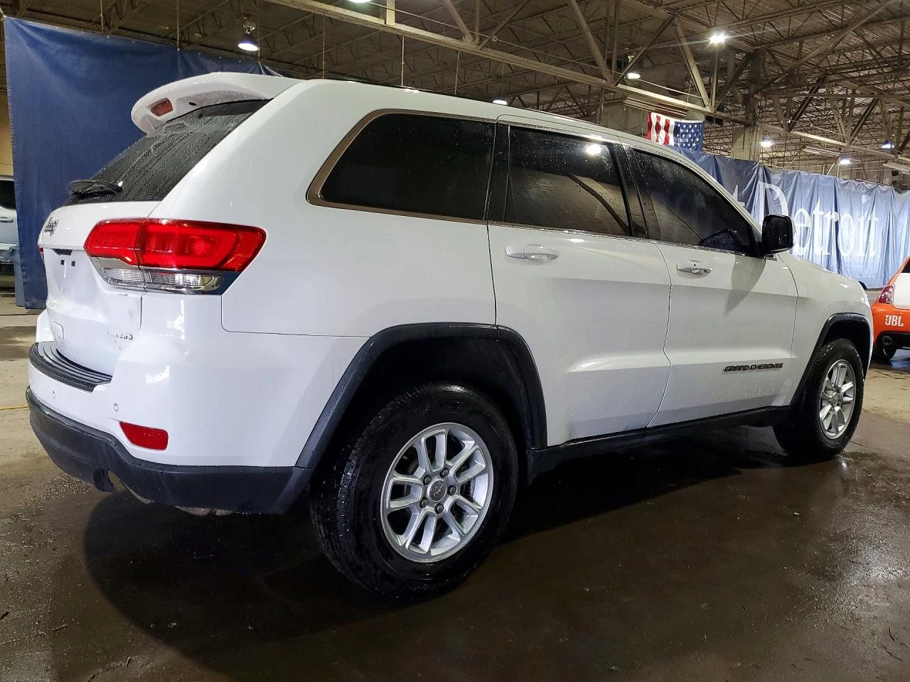 Jeep Grand cherokee Laredo, снимка 4 - Автомобили и джипове - 53985239