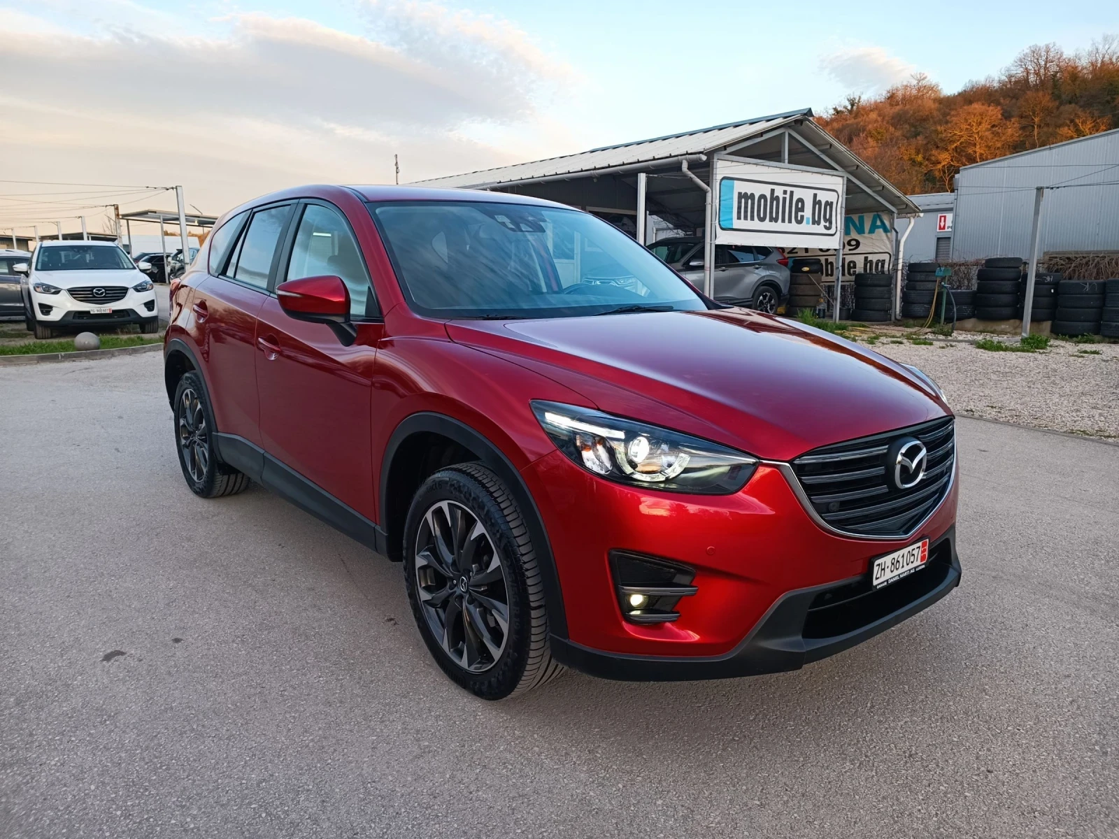 Mazda CX-5 2.5i-192кс-ШВЕЙЦАРИЯ-АВТОМАТ-4Х4-FACELIFTТ-, снимка 2 - Автомобили и джипове - 54128991