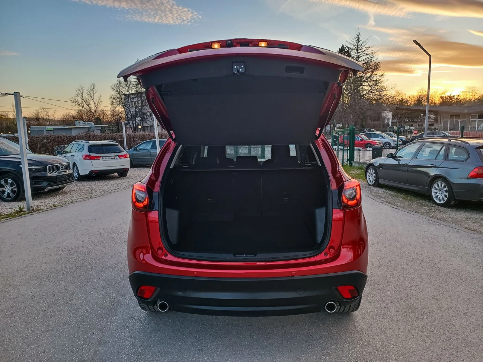 Mazda CX-5 2.5i-192кс-ШВЕЙЦАРИЯ-АВТОМАТ-4Х4-FACELIFTТ-, снимка 5 - Автомобили и джипове - 54128991