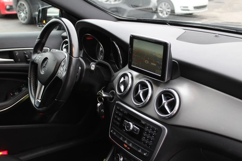 Mercedes-Benz GLA 250 4MATIC* ����������* (���� �� ��)  | Mobile.bg � ����������� 6