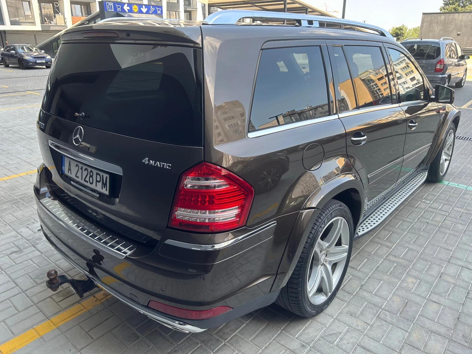 Mercedes-Benz GL 550 Grand Edition, снимка 4 - Автомобили и джипове - 54389282