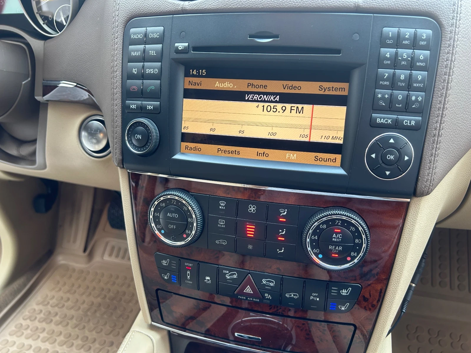 Mercedes-Benz GL 550 Grand Edition, снимка 13 - Автомобили и джипове - 54389282