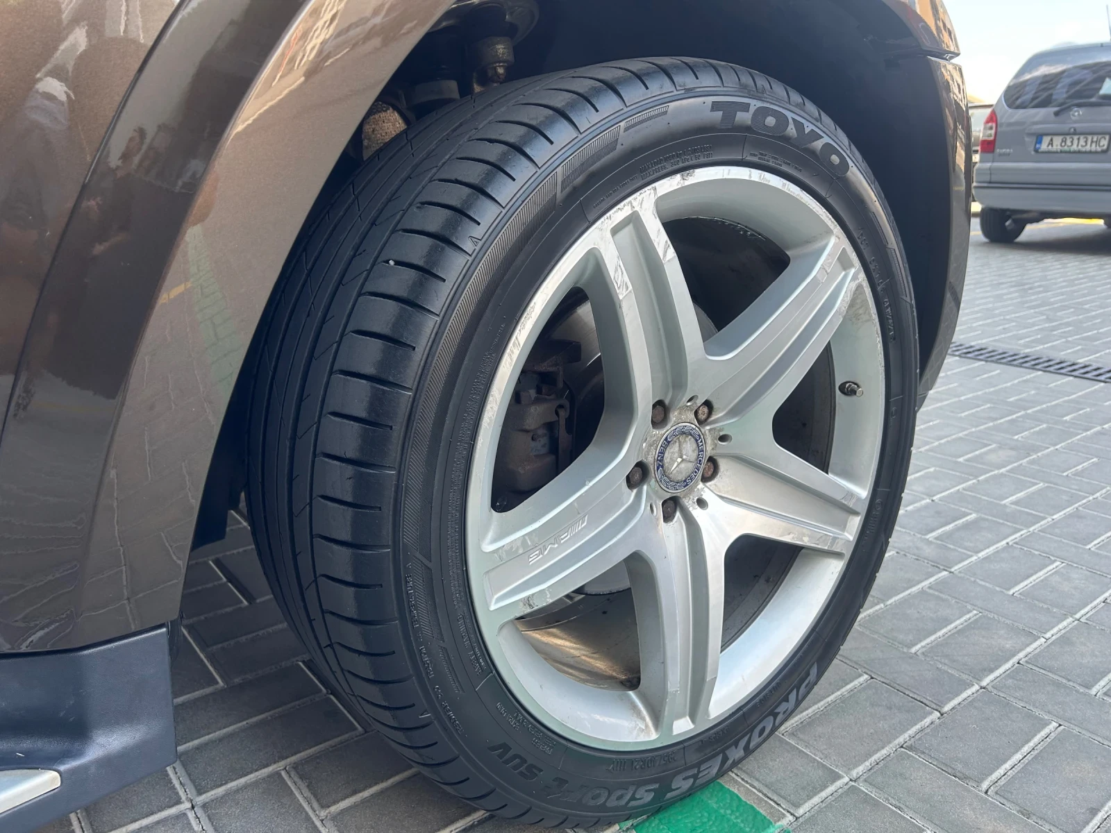 Mercedes-Benz GL 550 Grand Edition, снимка 10 - Автомобили и джипове - 54389282