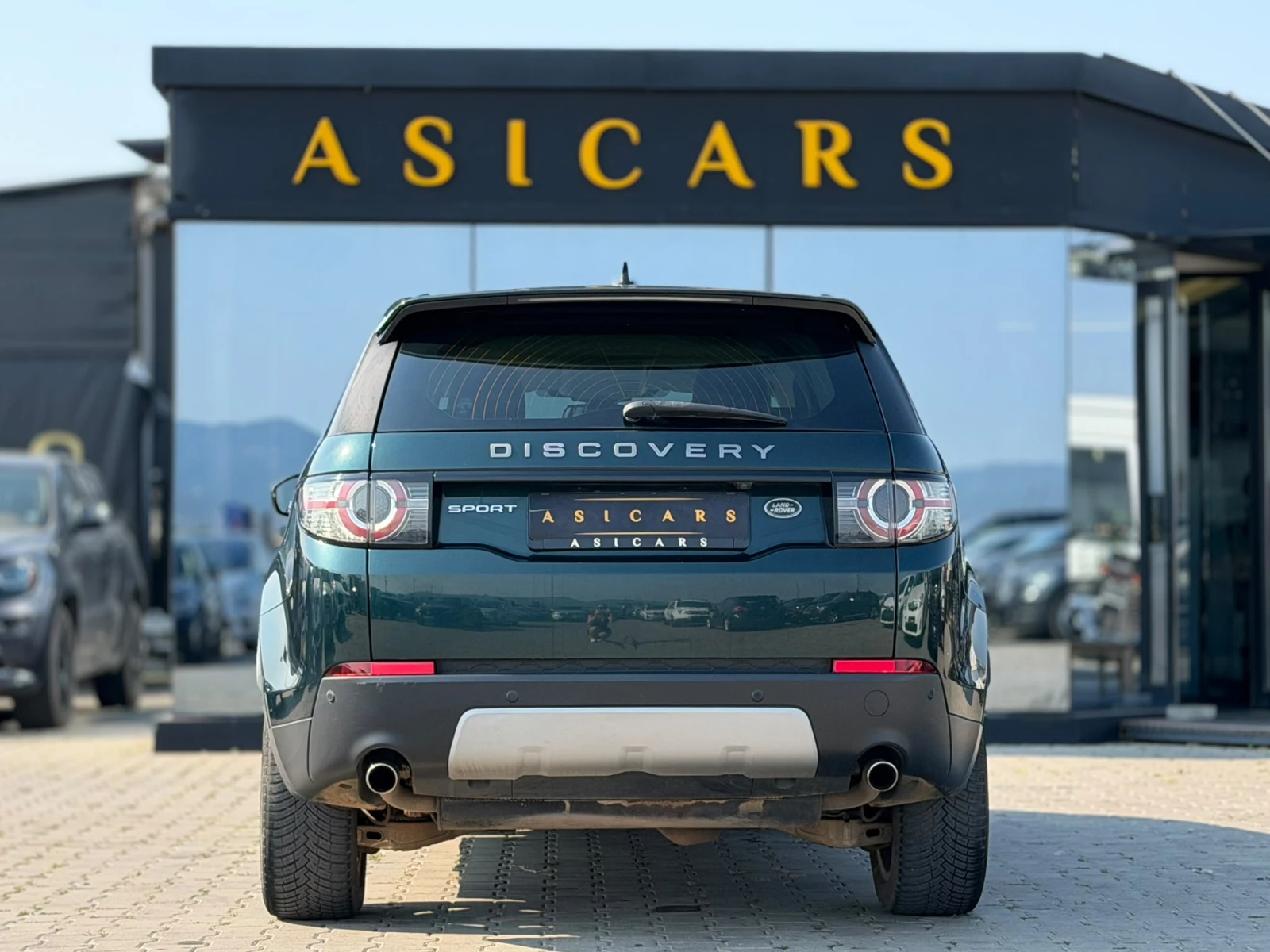 Land Rover Discovery Sport / 2.0D / EURO 6 / AUTOMAT / 4X4 / LUXURY /, снимка 4 - Автомобили и джипове - 55706612