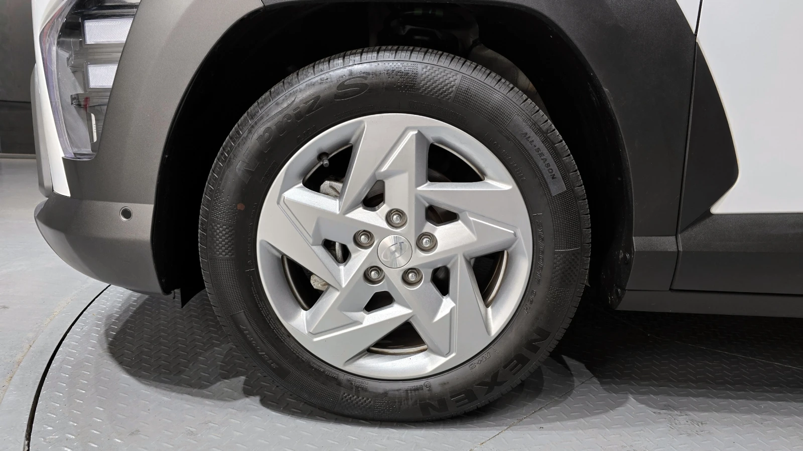 Hyundai Kona Gasoline 2.0 Modern autogeorge.com, снимка 8 - Автомобили и джипове - 55733165
