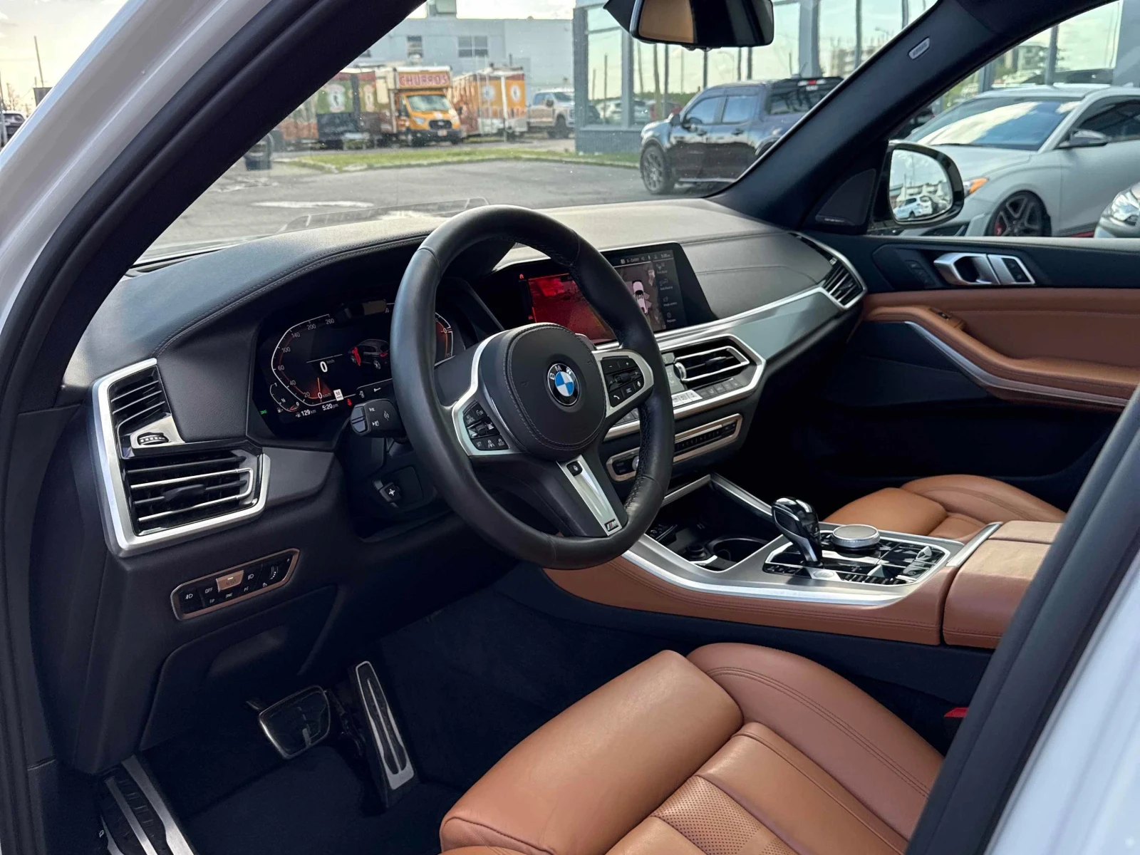 BMW X5 xDrive40i / 360 / DIS / Harman Kardon / CARFAX, снимка 5 - Автомобили и джипове - 55812298