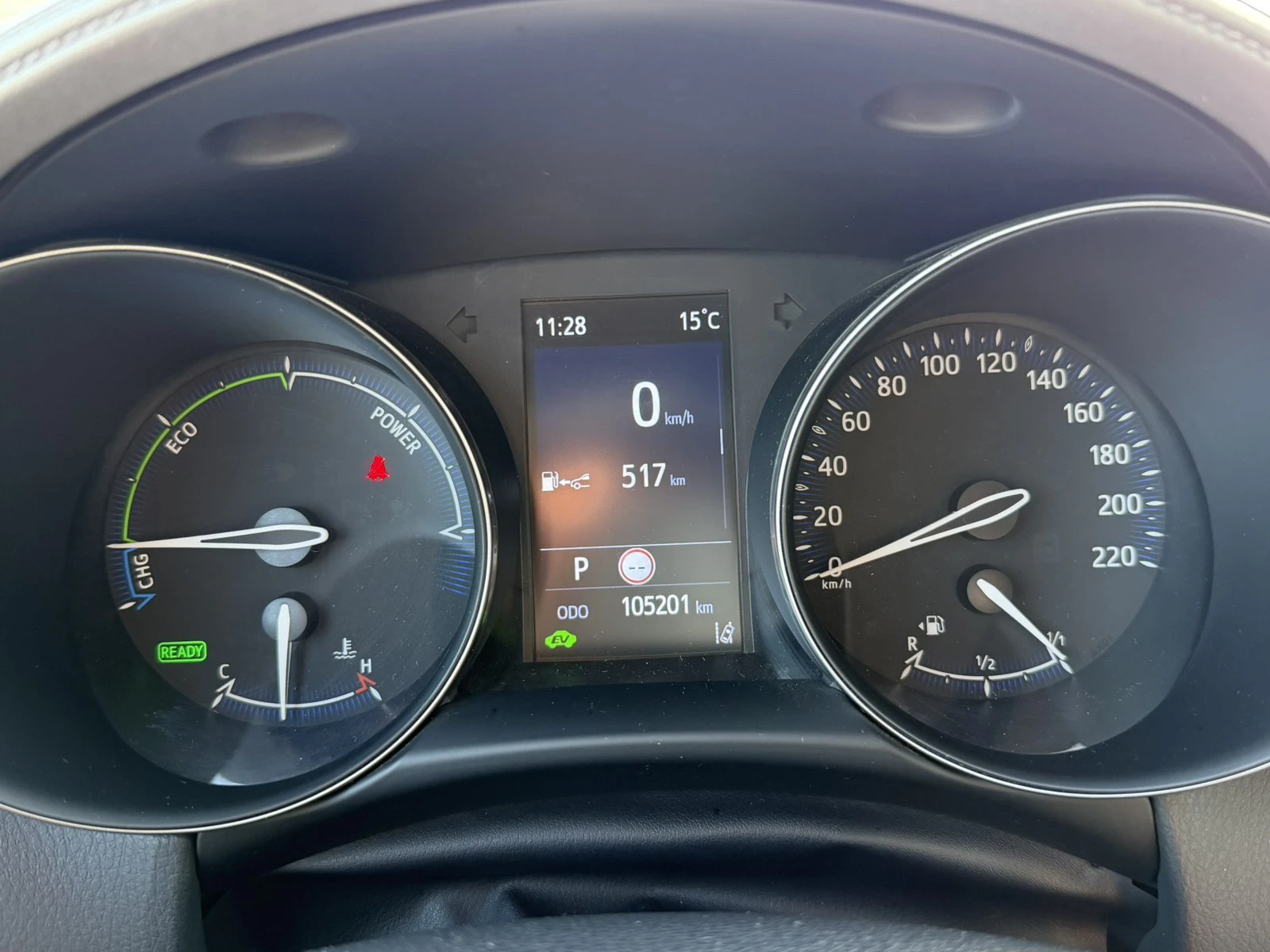 Toyota C-HR 2.0 HEV Classy, снимка 15 - Автомобили и джипове - 56288841