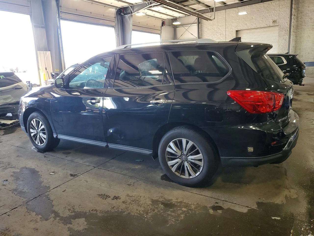 Nissan Pathfinder 3.5l S, снимка 2 - Автомобили и джипове - 56511398