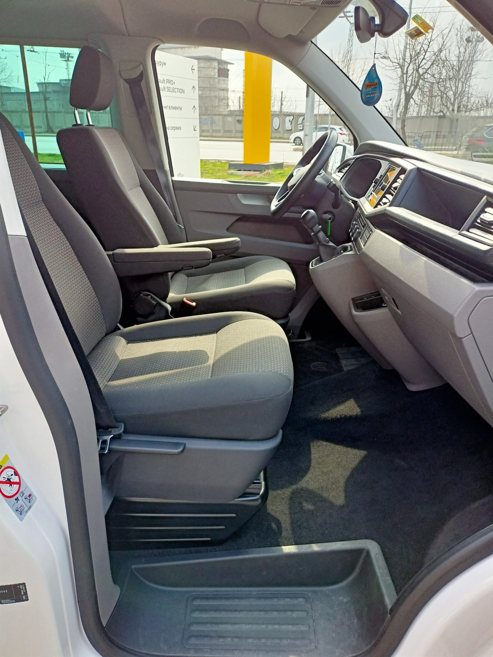 VW Caravelle 5900лв за получаване, 2.0 TDI 7+ 1м - изображение 10