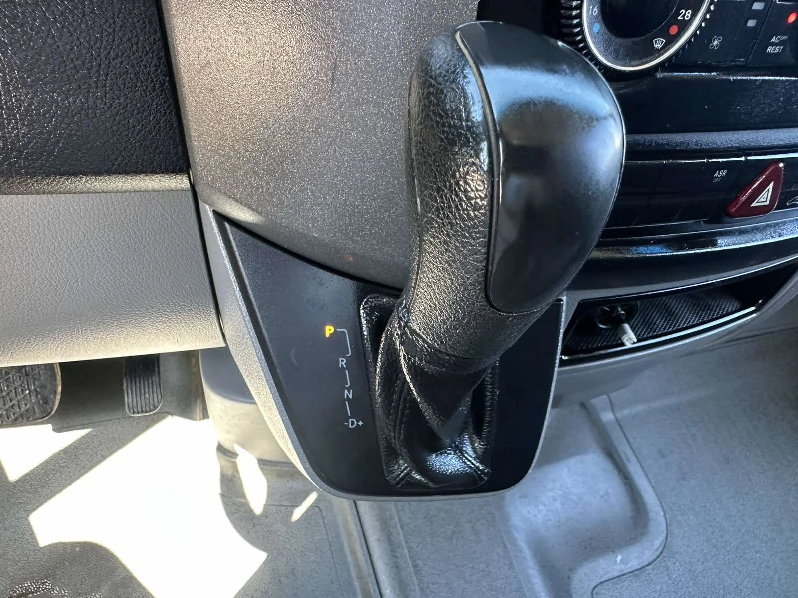 Mercedes-Benz Sprinter 318 | Mobile.bg � ����������� 14