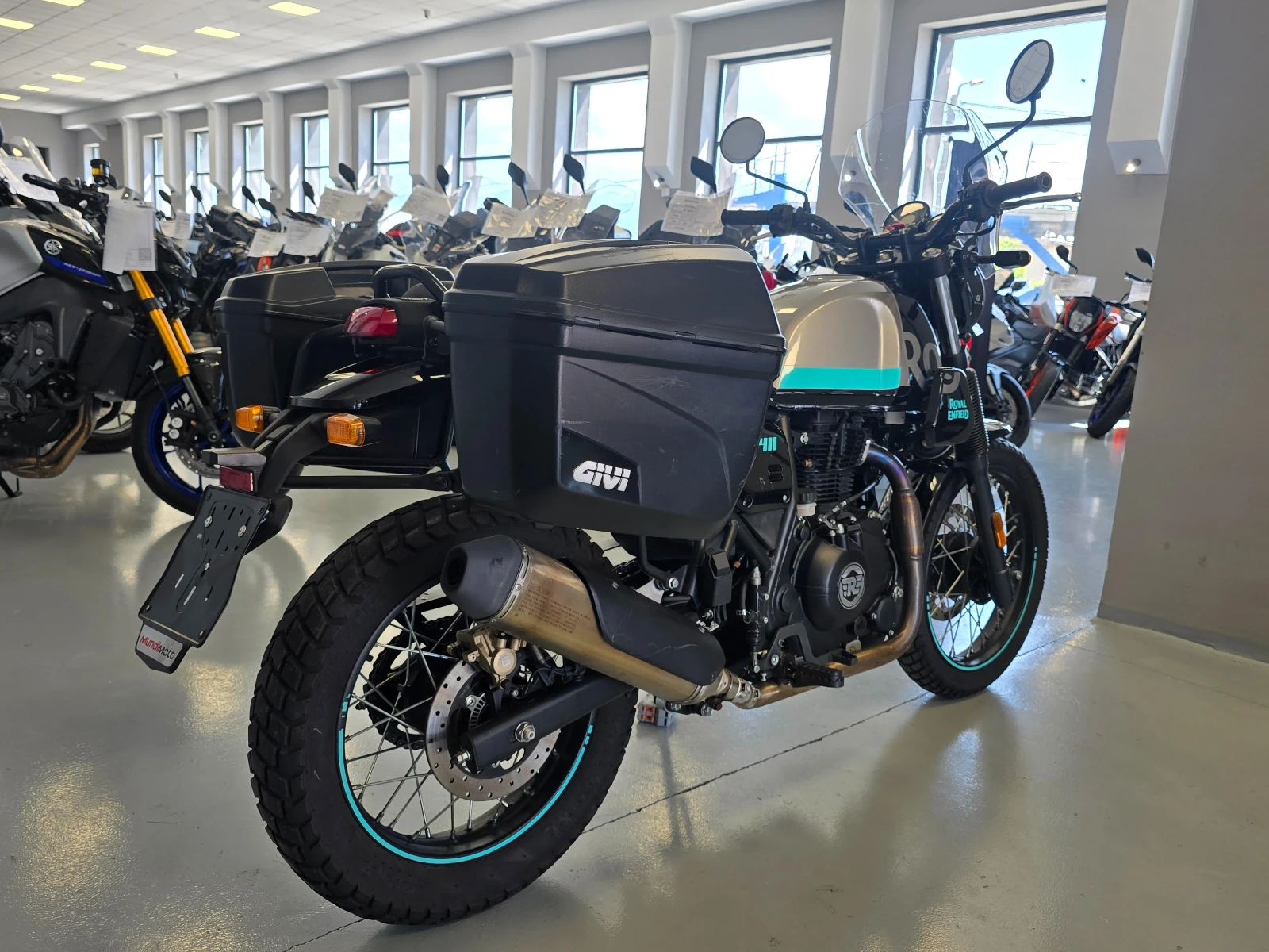Royal Enfield Himalayan 411 10.2022г., снимка 3 - Мотоциклети и мототехника - 54738688
