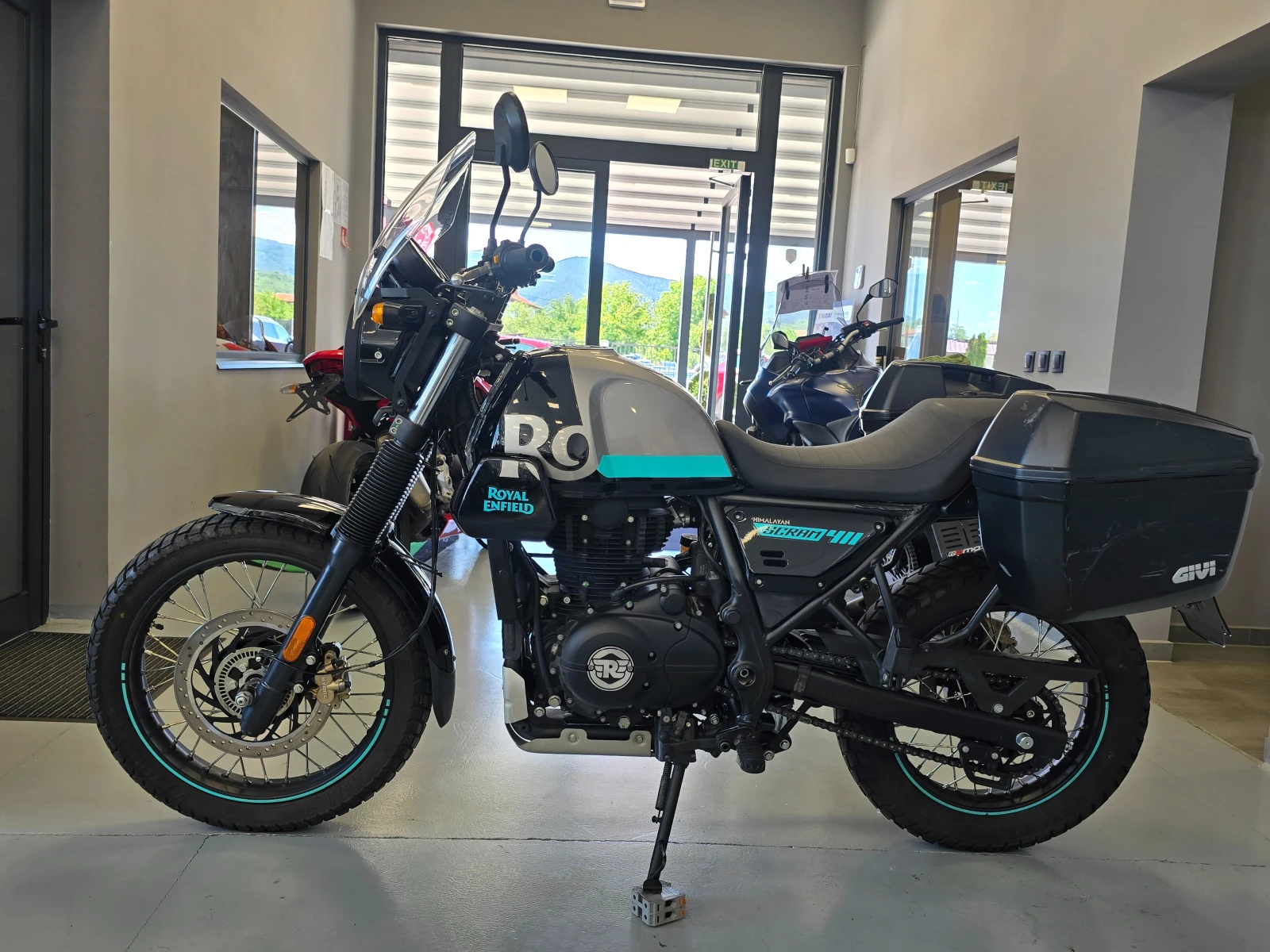 Royal Enfield Himalayan 411 10.2022г., снимка 5 - Мотоциклети и мототехника - 54738688