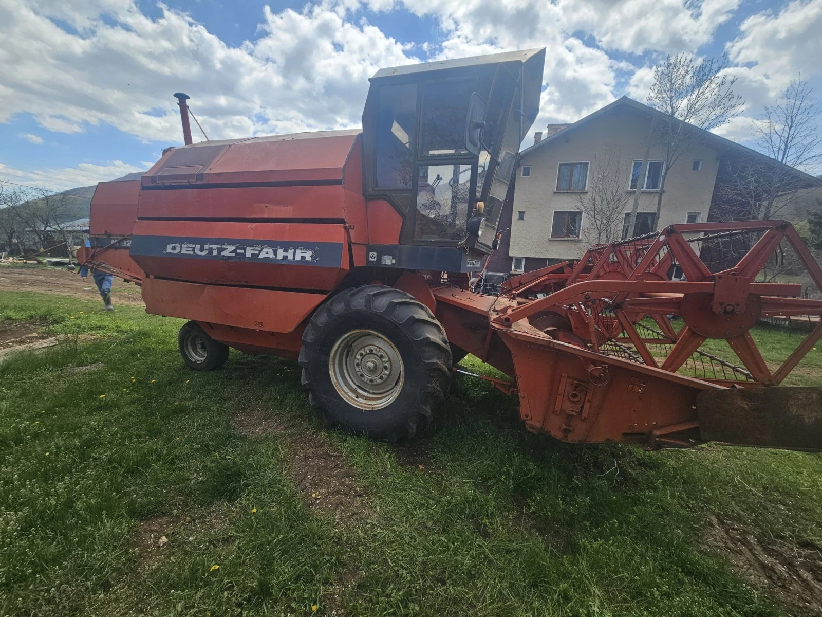 Комбайн Deutz-Fahr 922М, снимка 6 - Селскостопанска техника - 54311523