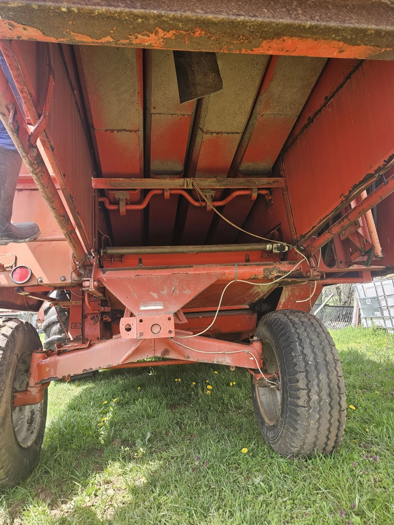 Комбайн Deutz-Fahr 922М, снимка 8 - Селскостопанска техника - 54311523