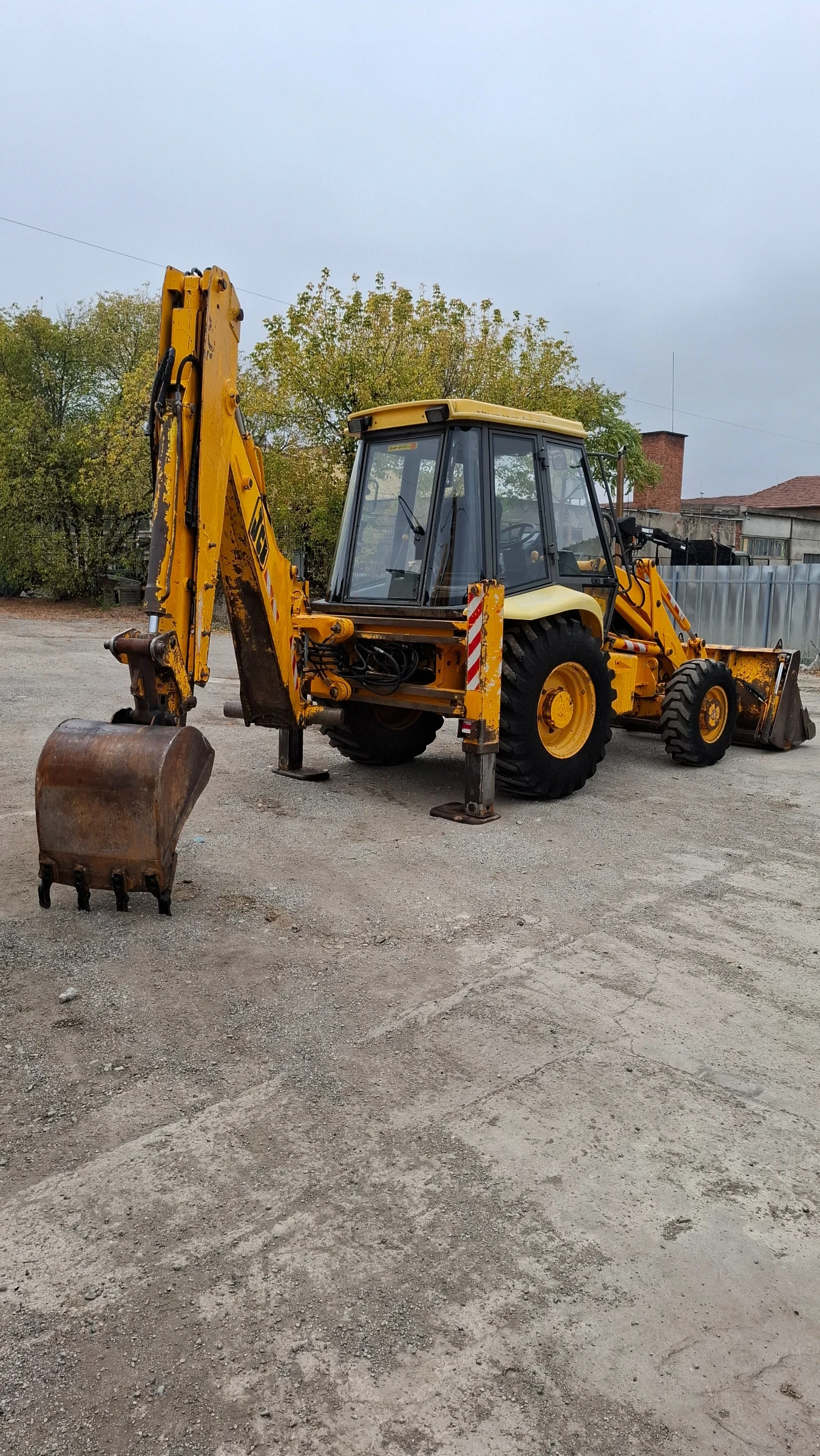 Багер JCB 3CX - изображение 3