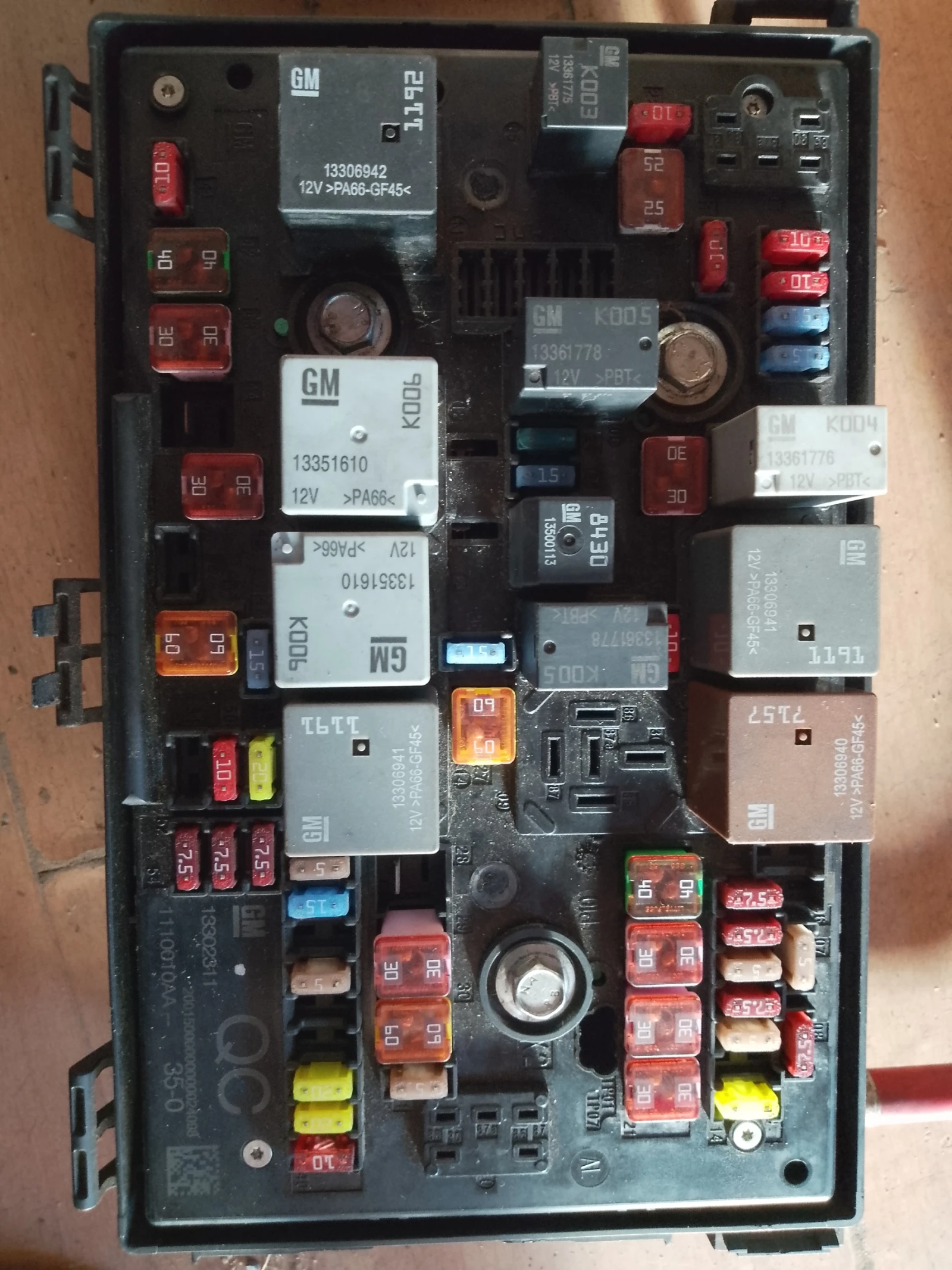 13302311      J 1110010AA QC | Mobile.bg   1