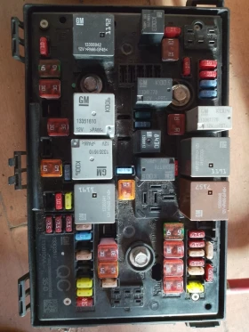 13302311 Бушонно табло за Опел Астра J 1110010AA QC