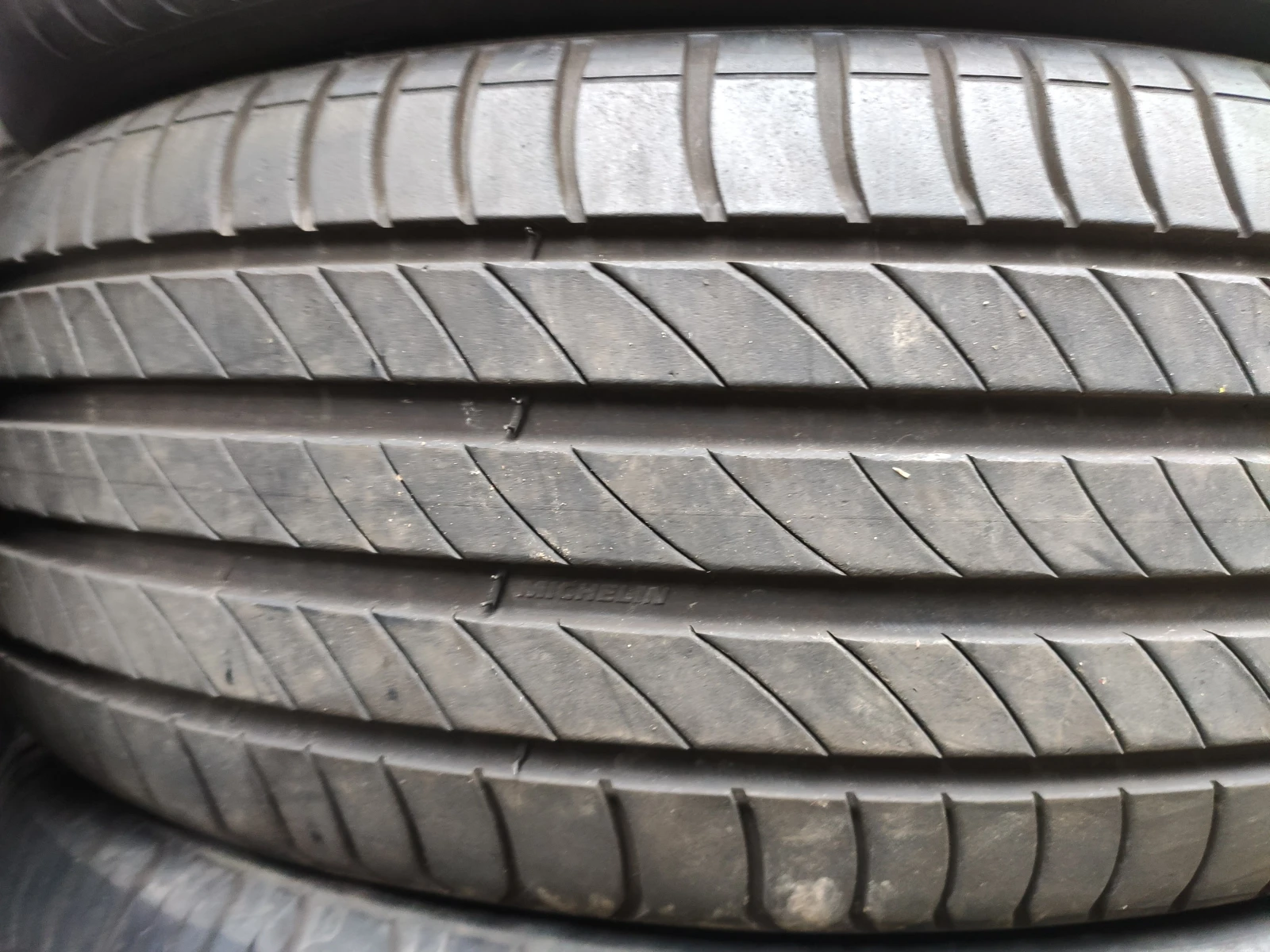 Гуми Летни 215/55R17, снимка 4 - Гуми и джанти - 54655586