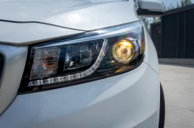 Обява за продажба на Kia Carnival 2.2 CRDi-9 МЕСТЕН-РЕАЛНИ КИЛОМЕТРИ-6М ГАРАНЦИЯ! ~28 500 лв. - изображение 6