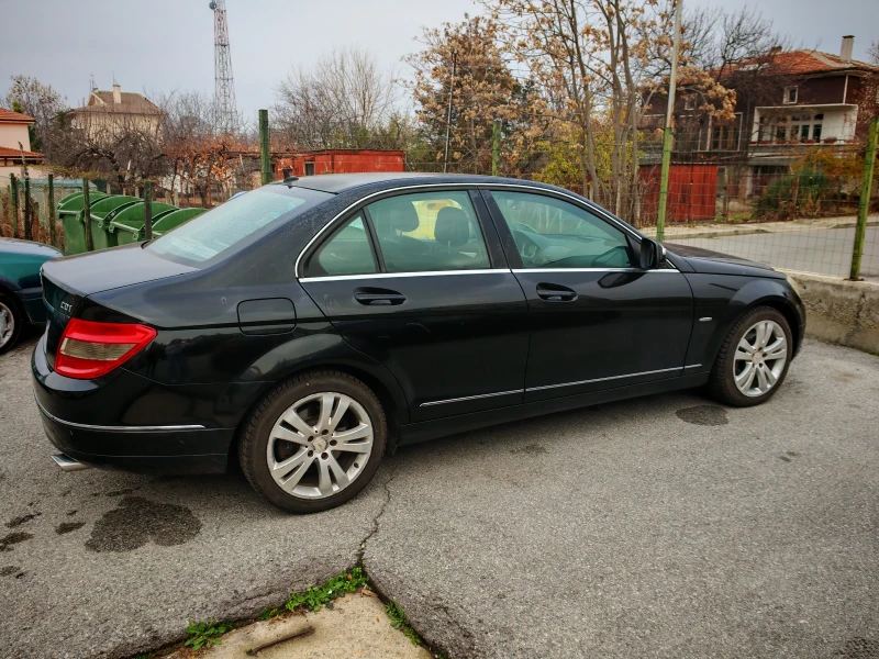 Mercedes-Benz C 320 Avangard, снимка 8 - Автомобили и джипове - 48171098