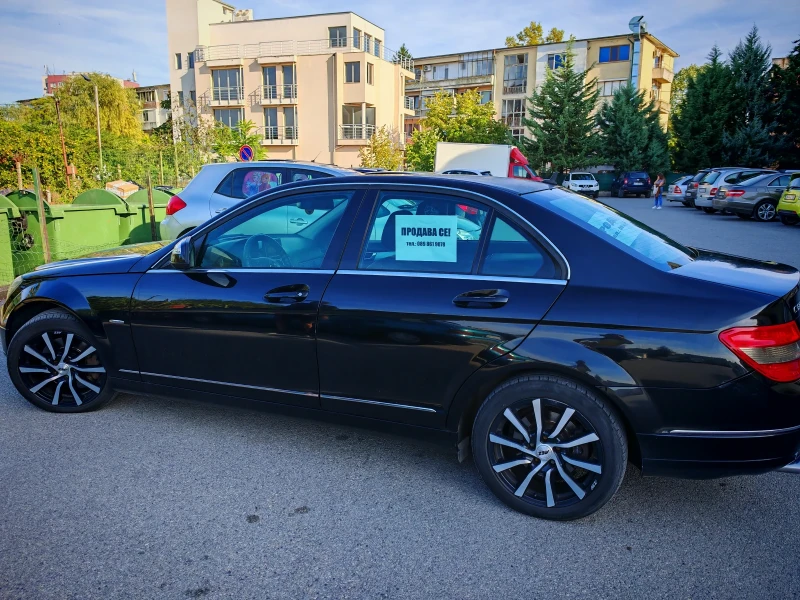 Mercedes-Benz C 320 Avangard, снимка 5 - Автомобили и джипове - 47511824