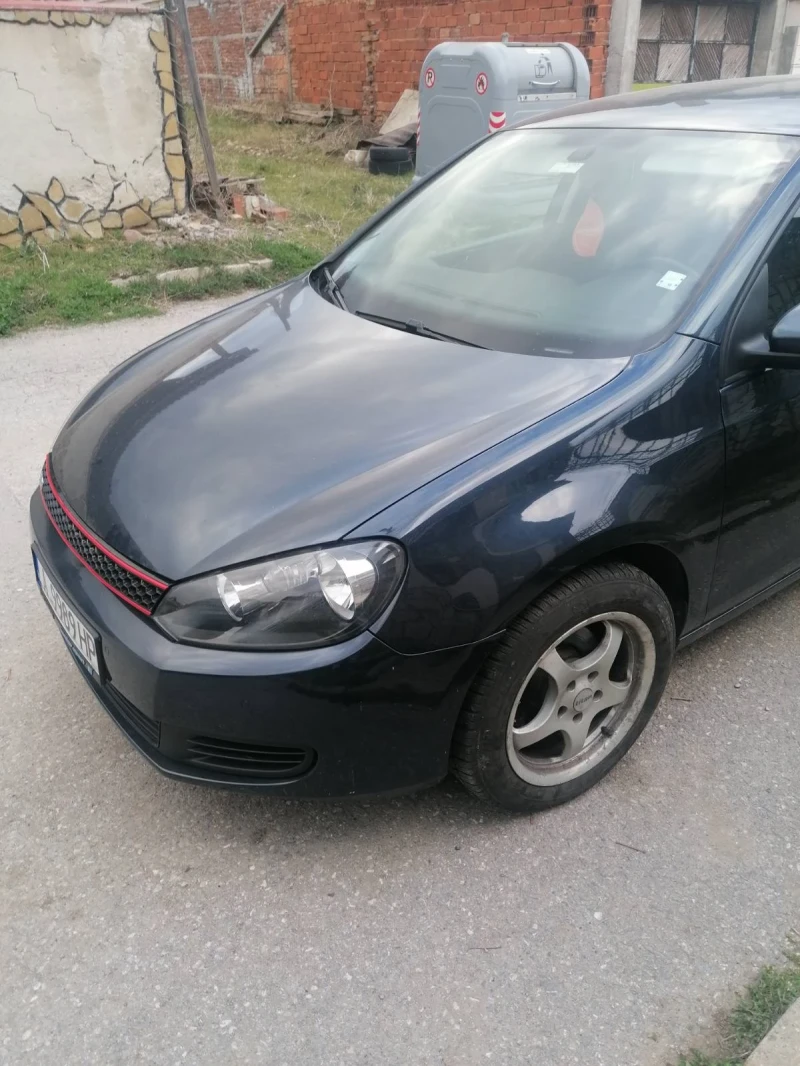 VW Golf 1.6 tdi, снимка 8 - Автомобили и джипове - 47681666