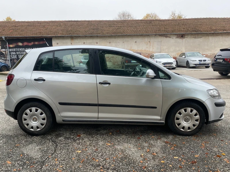 VW Golf Plus 1.9TDI 90к.с Сервизна история, снимка 6 - Автомобили и джипове - 47976602