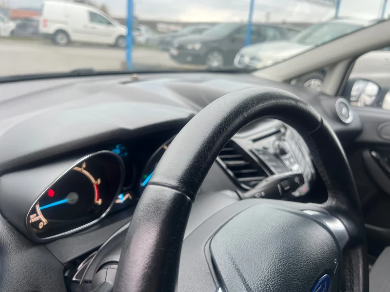 Ford Fiesta 15tdci TITANIUM, снимка 9 - Автомобили и джипове - 48353622