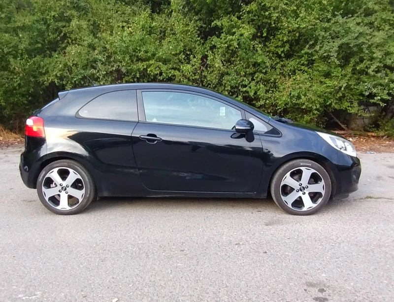 Kia Rio ED, снимка 8 - Автомобили и джипове - 52408619
