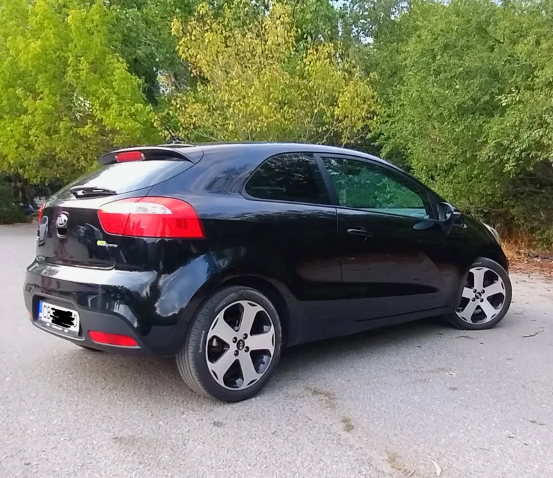 Kia Rio ED, снимка 3 - Автомобили и джипове - 52408619