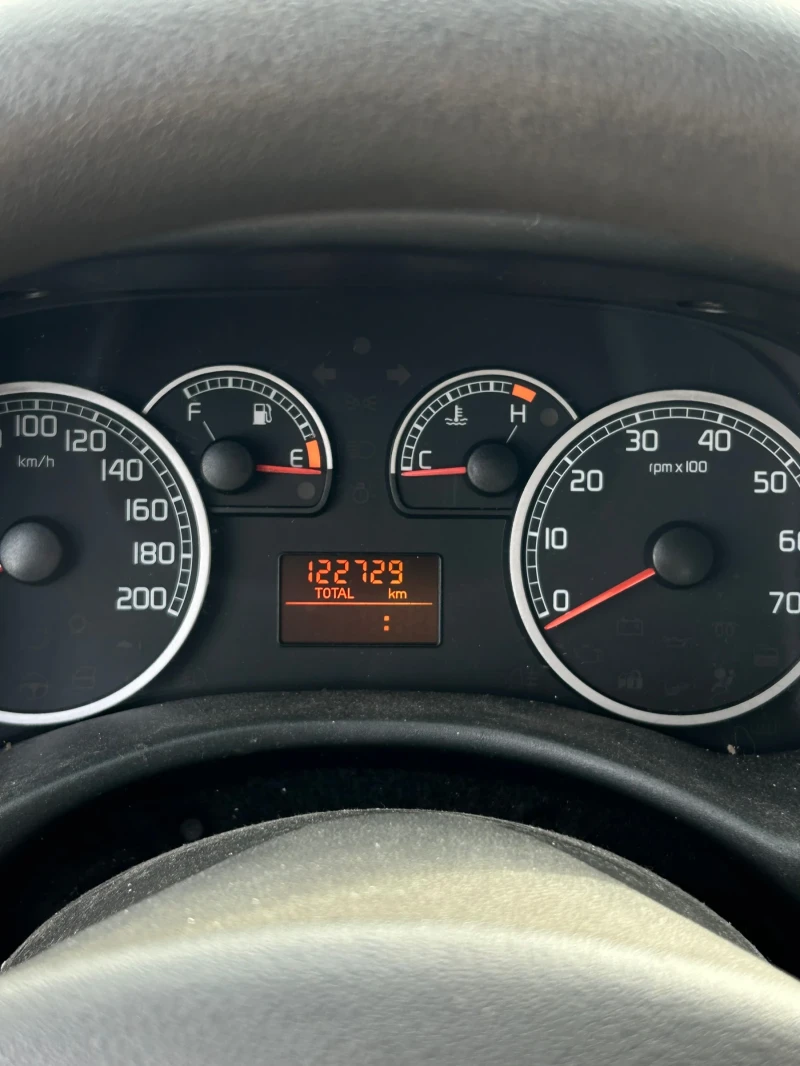 Fiat Punto, снимка 4 - Автомобили и джипове - 52581330